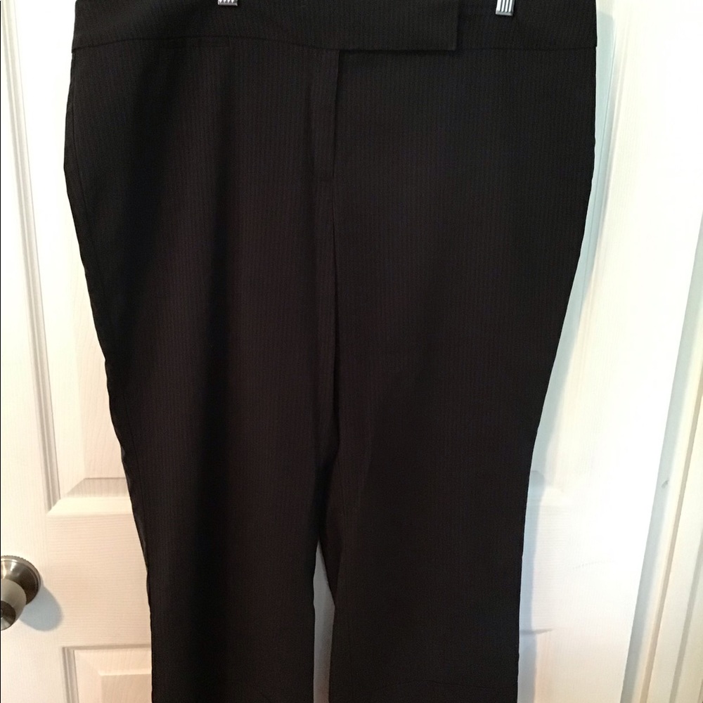 3/$20 Gray pin stripe capris. Gently worn size 16